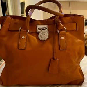 Vintage Michael Kors Satchel Leather Handbag in Tan